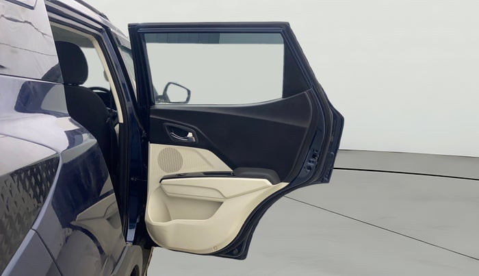 2024 Mahindra XUV 3XO AX5L 1.2 TGDi, Petrol, Manual, 11,453 km, RHS Rear Door