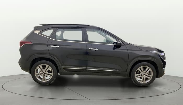 2020 KIA SELTOS HTX 1.5 PETROL, Petrol, Manual, 29,547 km, Right Side View