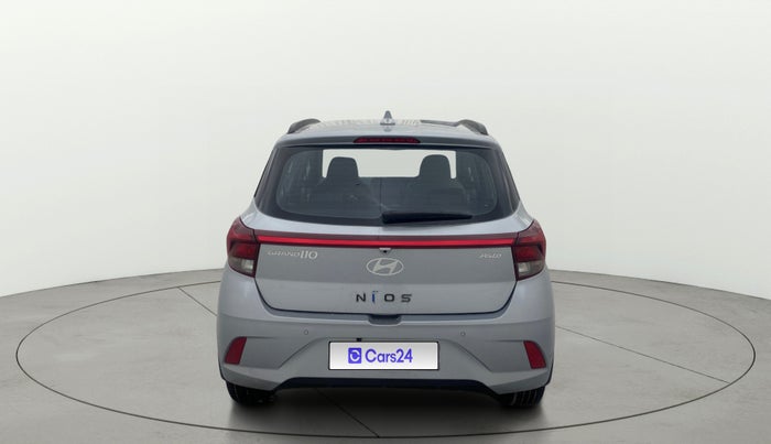 2025 Hyundai GRAND I10 NIOS ASTA AMT 1.2 KAPPA VTVT, Petrol, Automatic, 2,707 km, Back/Rear