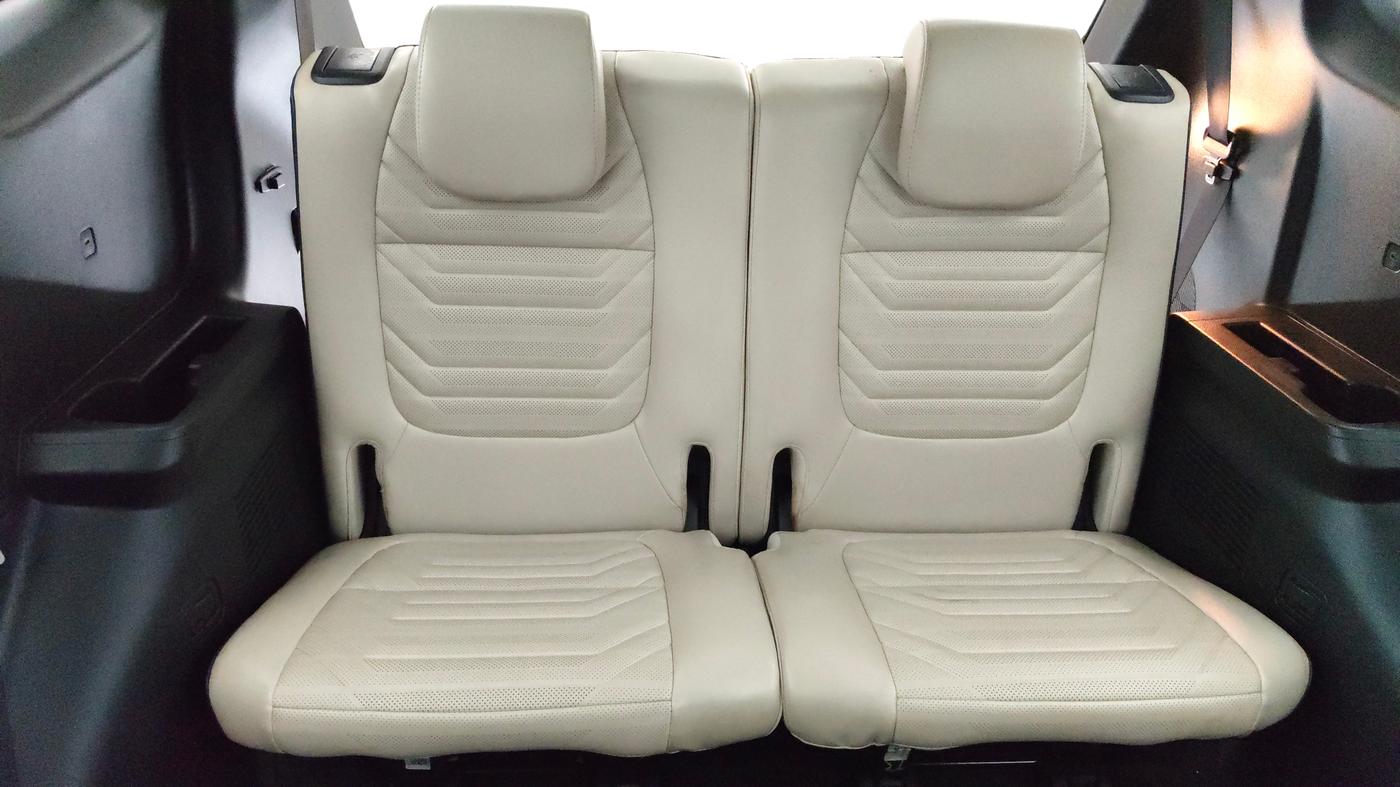 2023 KIA CARENS LUXURY PLUS IMT 1.5 DIESEL IMT, Diesel, Manual, 30,360 km, Third Seat Row ( optional )