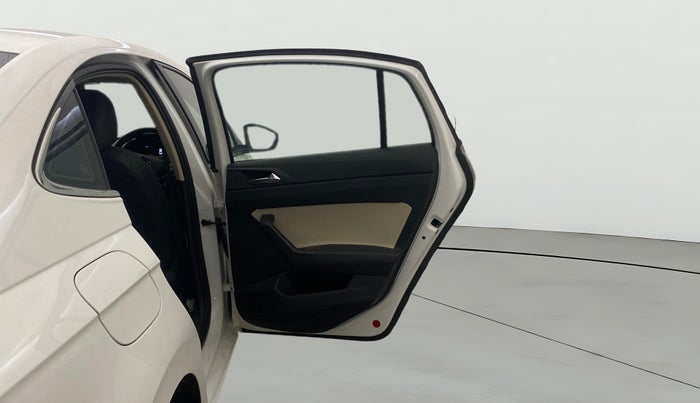 2022 Skoda SLAVIA STYLE 1.5L TSI DSG, Petrol, Automatic, 33,388 km, RHS Rear Door