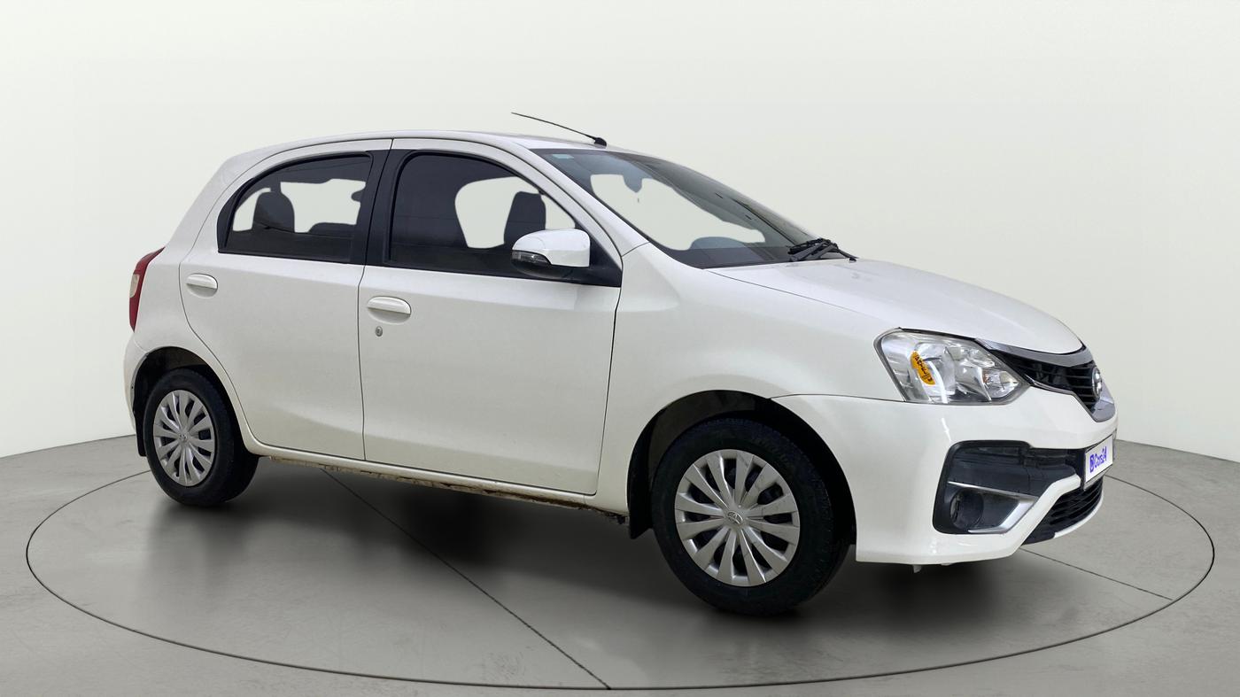 2019 Toyota Etios Liva V, CNG, Manual, 88,857 km, Right Front Diagonal