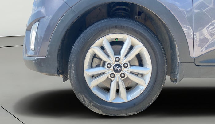 2016 Hyundai Creta SX PLUS 1.6 PETROL, Petrol, Manual, 1,32,816 km, Left Front Wheel