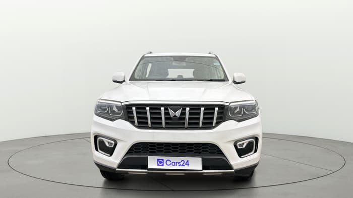 2024 Mahindra SCORPIO-N Z8 PETROL AT 7 STR, Petrol, Automatic, 30,358 km, Front