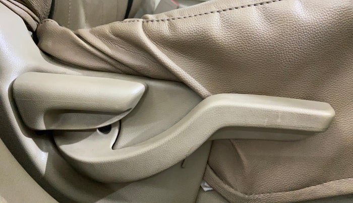 2014 Honda Amaze 1.2L I-VTEC S, Petrol, Manual, 44,669 km, Driver Side Adjustment Panel