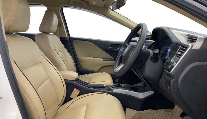 2017 Honda City 1.5L I-VTEC V MT, Petrol, Manual, 39,836 km, Right Side Front Door Cabin