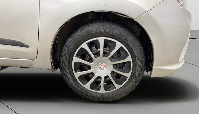 2019 Maruti Celerio VXI CNG, CNG, Manual, 31,583 km, Right Front Wheel
