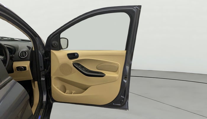 2021 Ford Figo Aspire TITANIUM PLUS 1.2 PETROL, Petrol, Manual, 64,732 km, RHS Front Door