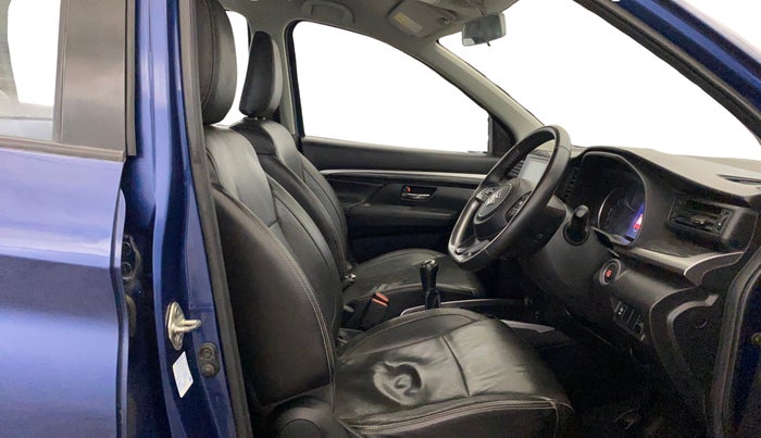 2019 Maruti XL6 ALPHA MT, Petrol, Manual, 29,872 km, Right Side Front Door Cabin