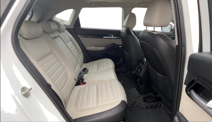 2020 KIA SELTOS GTX PLUS DCT 1.4 PETROL, Petrol, Automatic, 77,145 km, Right Side Rear Door Cabin