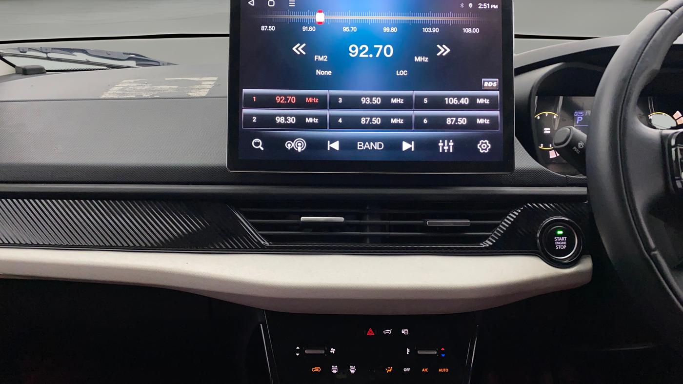 2025 Tata Curvv Creative 1.2 Petrol 7DCA, CNG, Automatic, 19,620 km, Air Conditioner
