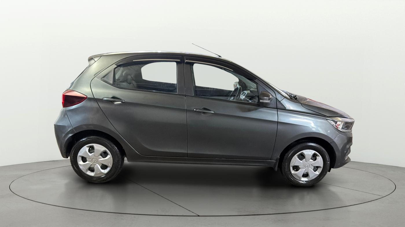 2021 Tata Tiago XT PETROL, Petrol, Manual, 23,803 km, Right Side View