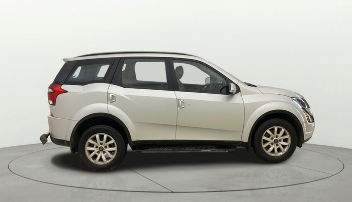 2020 Mahindra XUV500 W9 AT, Diesel, Automatic, 74,659 km, Right Side View