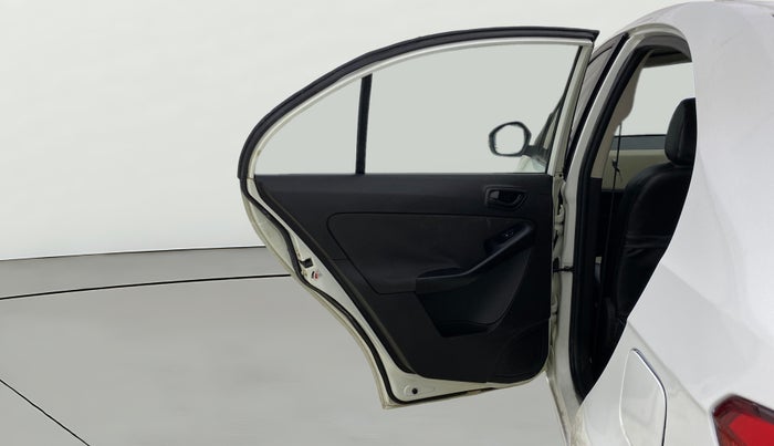 2016 Tata Zest XMS PETROL, CNG, Manual, 98,185 km, LHS Rear Door