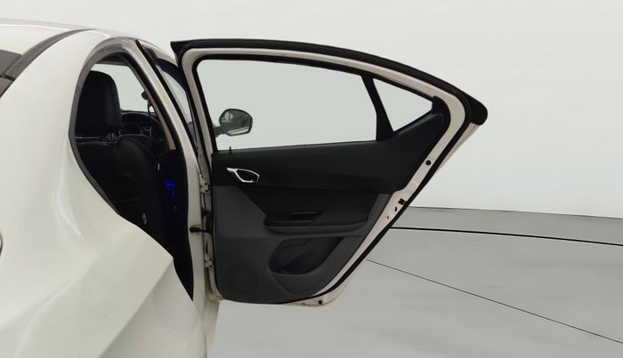 2017 Tata TIGOR XZ (O) PETROL, Petrol, Manual, 1,00,517 km, RHS Rear Door