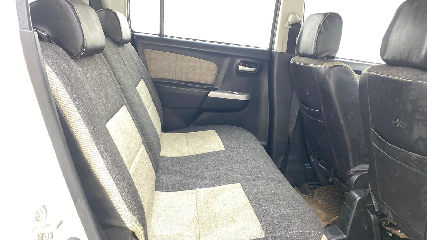 2014 Maruti Wagon R 1.0 VXI, Petrol, Manual, 42,900 km, Right Side Rear Door Cabin