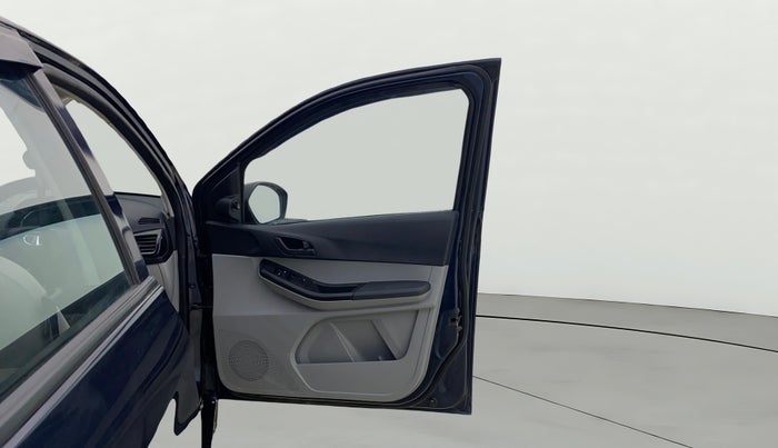 2022 Tata Tiago XT PETROL, Petrol, Manual, 68,536 km, RHS Front Door