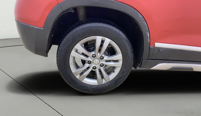 2017 Maruti Vitara Brezza ZDI PLUS DUAL TONE, Diesel, Manual, 71,121 km, Right Rear Wheel