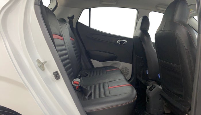 2022 Hyundai GRAND I10 NIOS SPORTZ 1.2 KAPPA VTVT CNG, CNG, Manual, 55,242 km, Right Side Rear Door Cabin