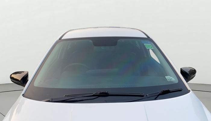 2025 Hyundai NEW I20 SPORTZ 1.2 IVT, Petrol, Automatic, 8,856 km, Front Windshield