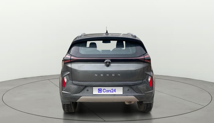 2024 Tata NEXON FEARLESS + SUNROOF DCA DUAL TONE 1.2 PETROL, Petrol, Automatic, 26,543 km, Back/Rear
