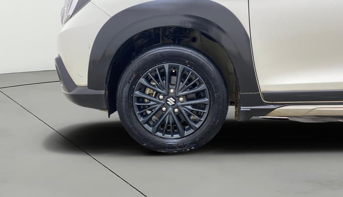 2021 Maruti XL6 ALPHA AT, Petrol, Automatic, 37,701 km, Left Front Wheel