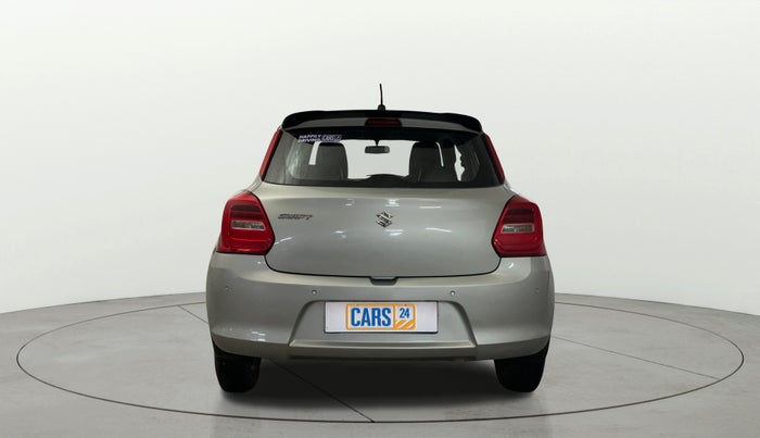 2020 Maruti Swift VXI, CNG, Manual, 95,990 km, Back/Rear