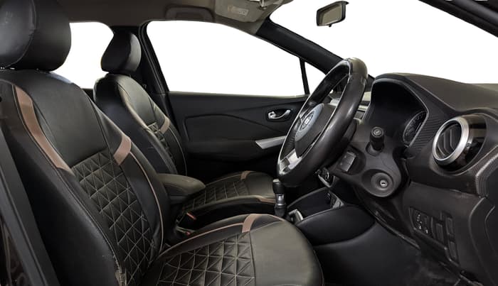2022 Nissan Kicks XV 1.5, Petrol, Manual, 49,244 km, Right Side Front Door Cabin