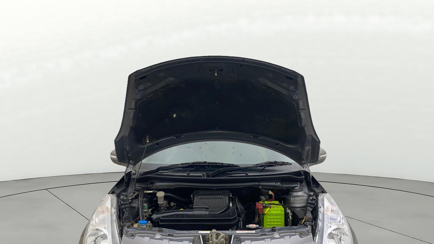 2015 Maruti Swift VXI, Petrol, Manual, 85,193 km, Open Bonet