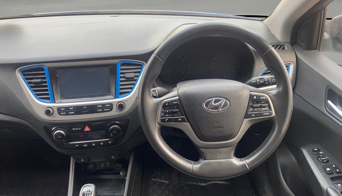 2018 Hyundai Verna 1.6 VTVT SX O, Petrol, Manual, 75,618 km, Steering Wheel Close Up