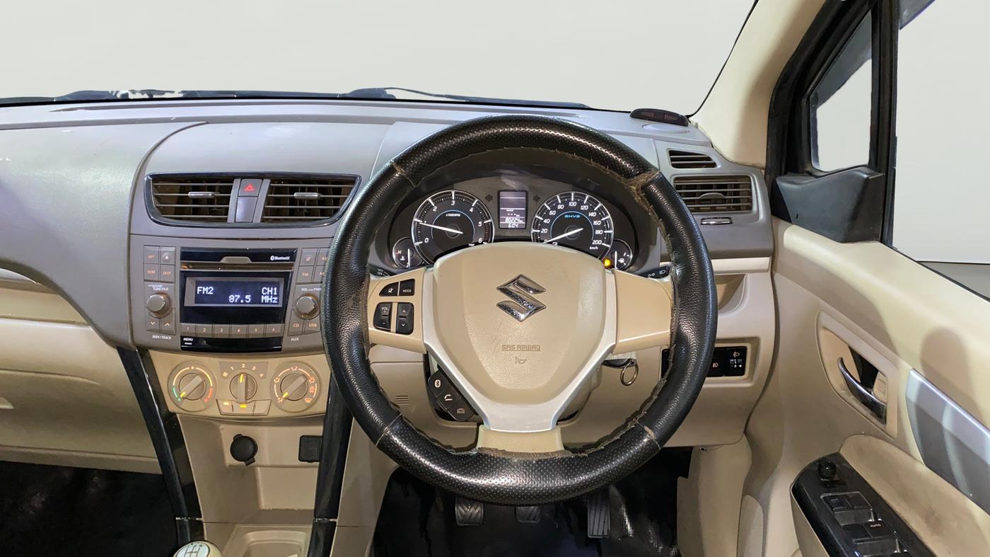 2016 Maruti Ertiga VDI SHVS, Diesel, Manual, 80,219 km, Steering Wheel Close Up