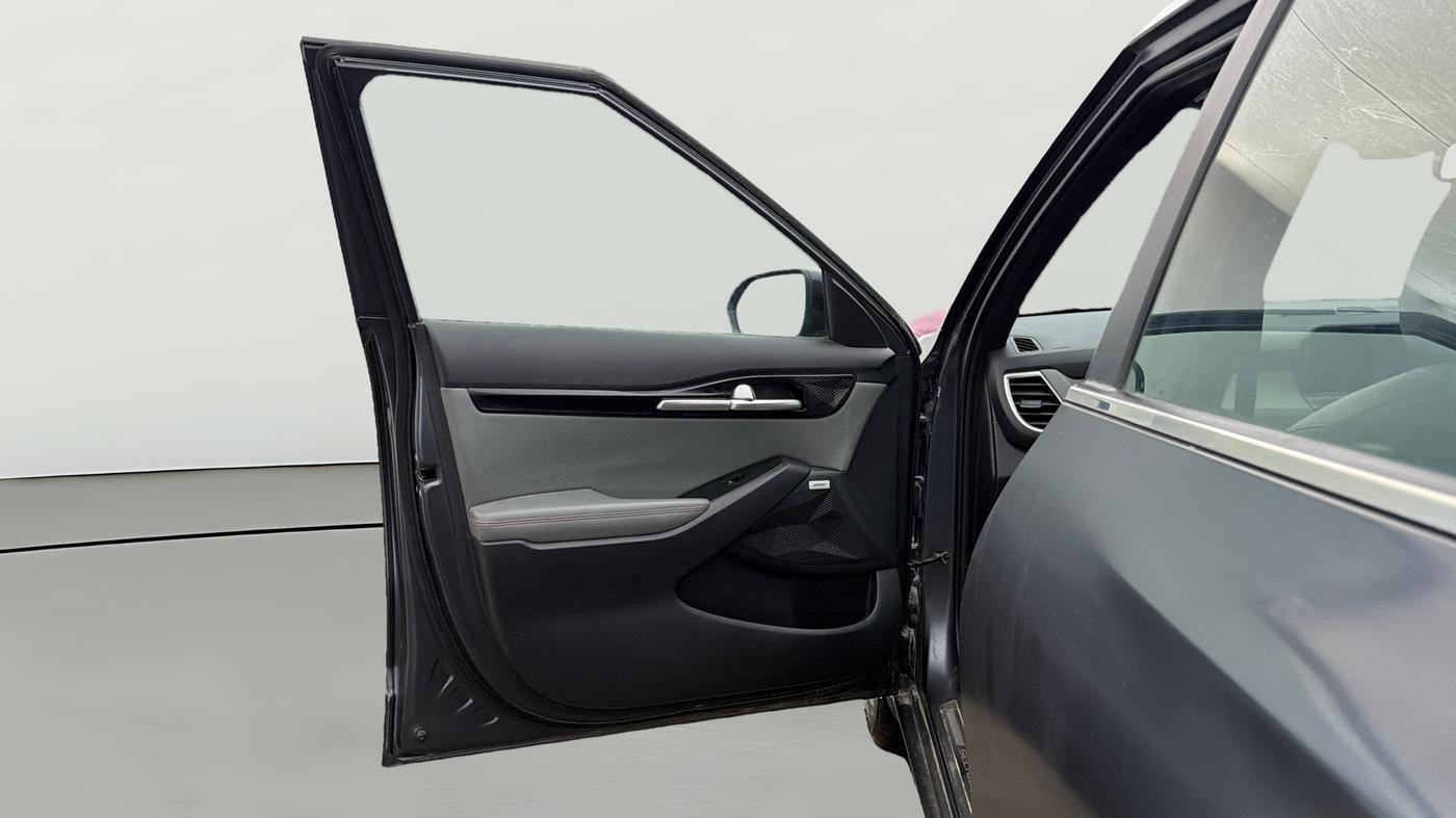 2023 KIA SELTOS  X LINE 1.5 TURBO PETROL DCT, Petrol, Automatic, 42,501 km, LHS Front Door