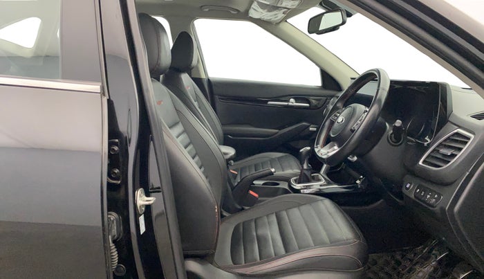 2021 KIA SELTOS GTX PLUS 1.4 PETROL, Petrol, Manual, 42,274 km, Right Side Front Door Cabin