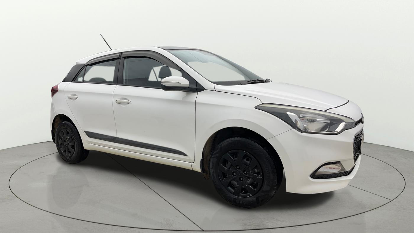 2015 Hyundai Elite i20 SPORTZ 1.2, Petrol, Manual, 83,926 km, Right Front Diagonal