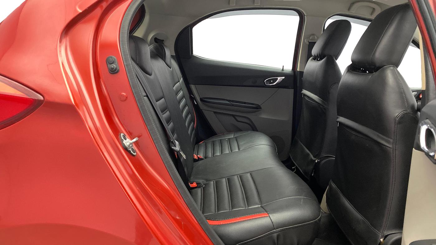 2019 Tata Tiago XZ PLUS PETROL, Petrol, Manual, 33,048 km, Right Side Rear Door Cabin
