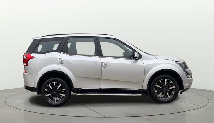 2019 Mahindra XUV500 W11, Diesel, Manual, 91,379 km, Right Side View