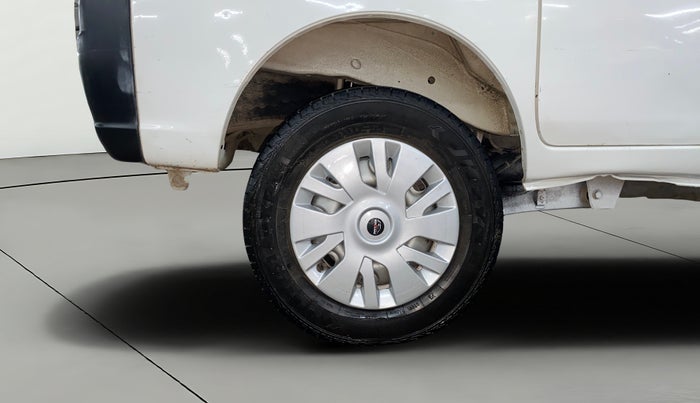 2022 Maruti Eeco 5 STR AC CNG (O), CNG, Manual, 70,838 km, Right Rear Wheel
