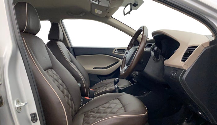 2015 Hyundai Elite i20 ASTA 1.2 (O), Petrol, Manual, 24,246 km, Right Side Front Door Cabin