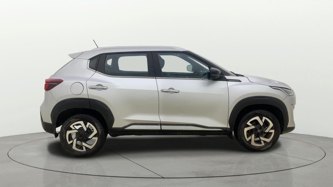 2021 Nissan MAGNITE XV PREMIUM, Petrol, Manual, 18,682 km, Right Side View