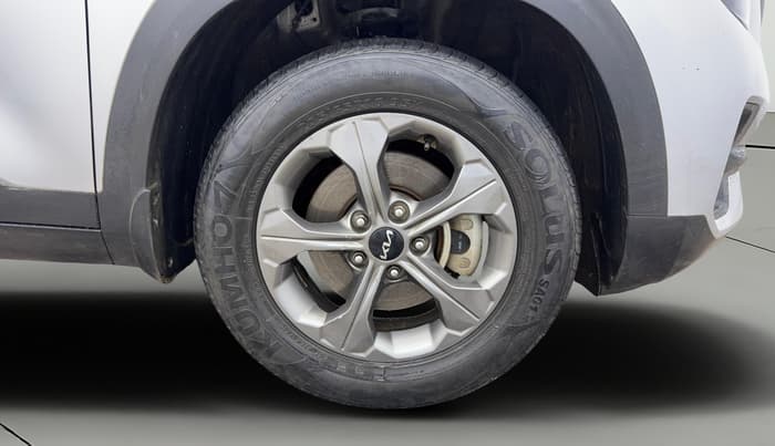 2023 KIA SELTOS HTK PLUS 1.5 IMT, Petrol, Manual, 52,754 km, Right Front Wheel