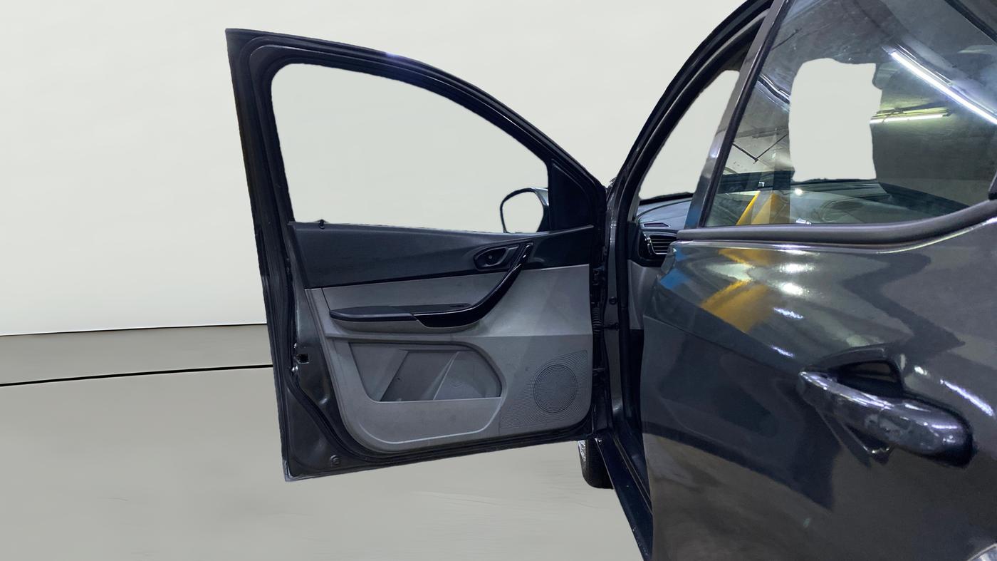 2020 Tata Tiago XT PETROL, Petrol, Manual, 1,14,027 km, LHS Front Door