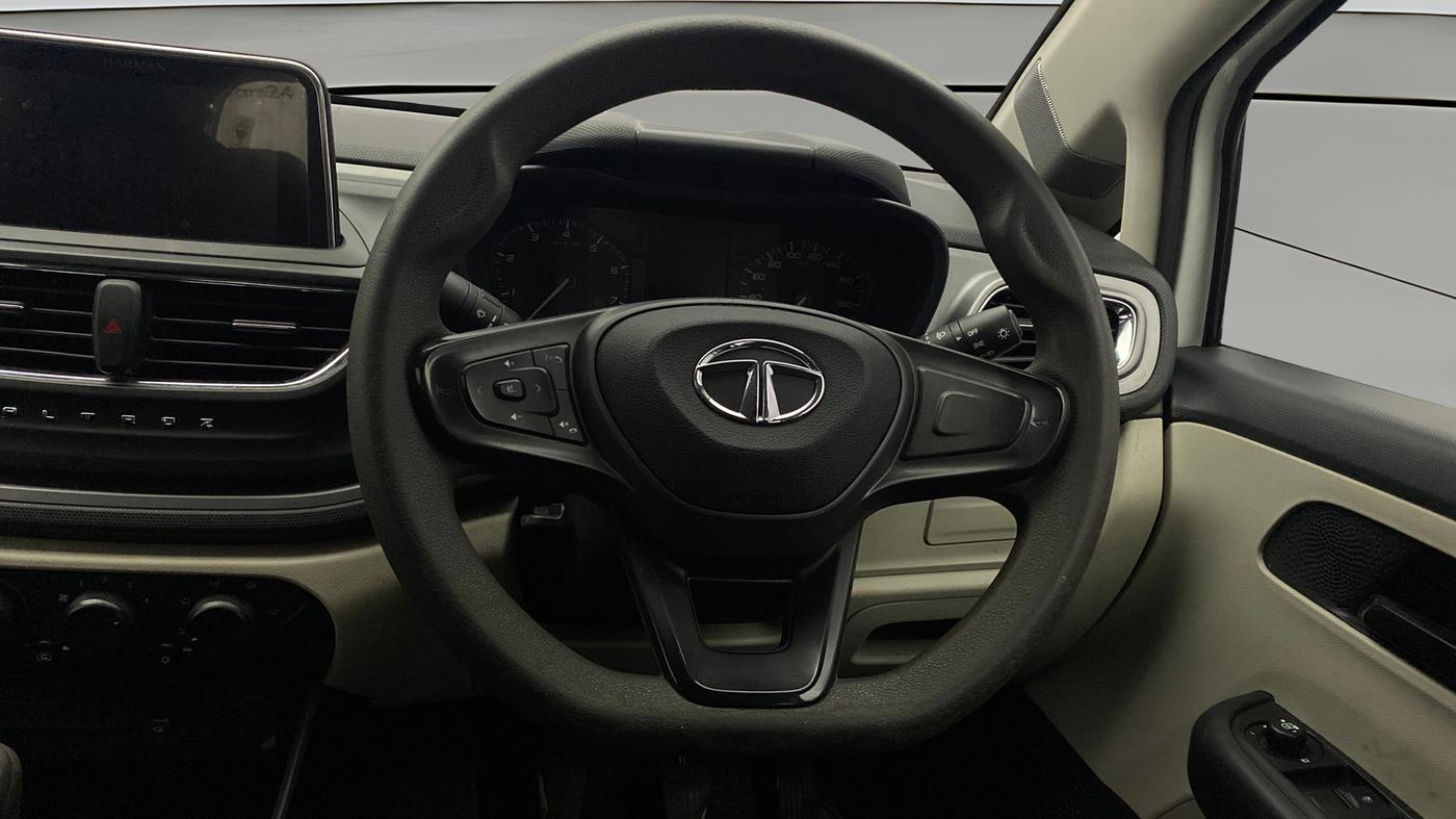 2021 Tata ALTROZ XM PLUS PETROL, Petrol, Manual, 65,950 km, Steering Wheel Close Up