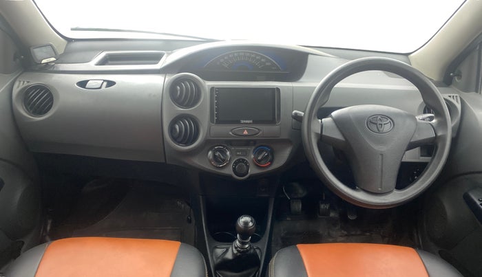 2013 Toyota Etios Liva GD, Diesel, Manual, 96,330 km, Dashboard