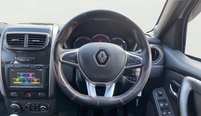 2021 Renault Duster RXZ 1.5 PETROL MT, Petrol, Manual, 67,391 km, Steering Wheel Close Up
