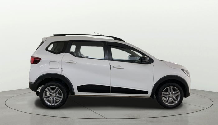2022 Renault TRIBER RXZ, Petrol, Manual, 35,223 km, Right Side View
