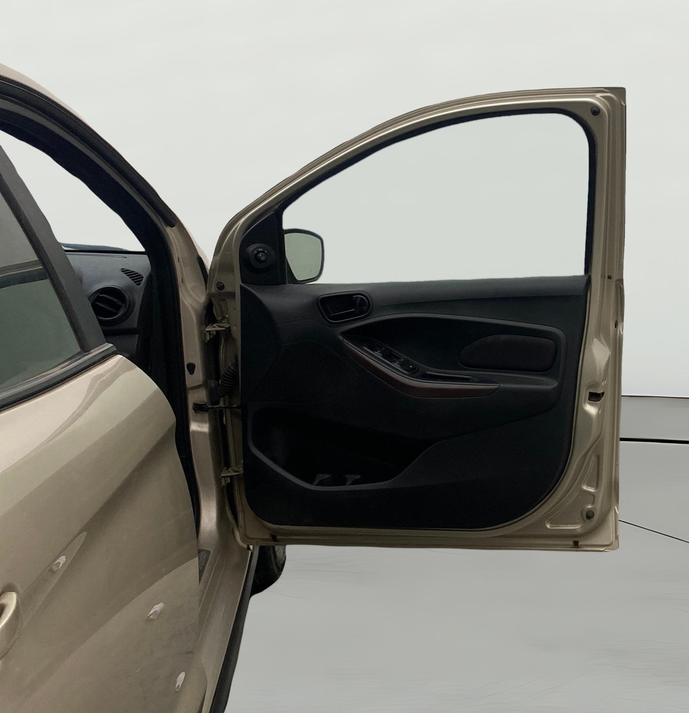 2021 Ford FREESTYLE TITANIUM PLUS 1.2 PETROL, Petrol, Manual, 28,644 km, RHS Front Door