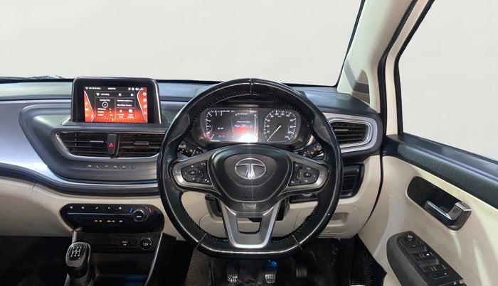 2021 Tata ALTROZ XZ DIESEL, Diesel, Manual, 59,189 km, Steering Wheel Close Up