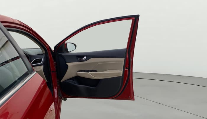 2019 Hyundai Verna 1.6 VTVT SX (O) AT, Petrol, Automatic, 26,169 km, RHS Front Door