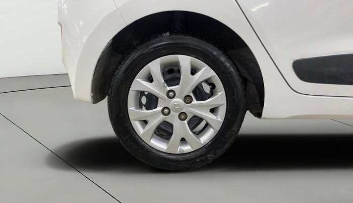 2016 Hyundai Grand i10 SPORTZ 1.2 KAPPA VTVT, Petrol, Manual, 40,629 km, Right Rear Wheel