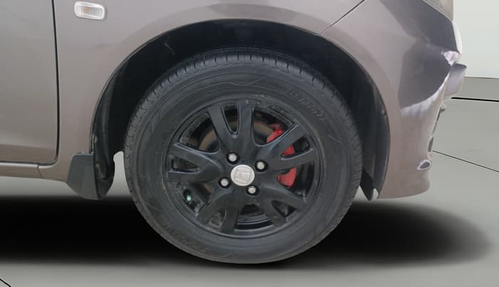 2014 Honda Brio VX AT, Petrol, Automatic, 75,518 km, Right Front Wheel